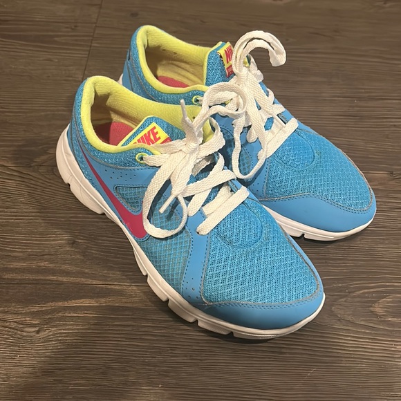 Nike Girls sneakers - Picture 1 of 5